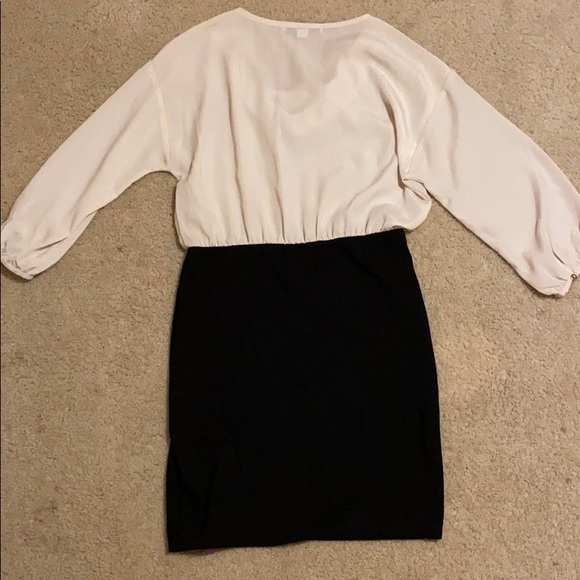 Black and white dress - Picture 2 of 2